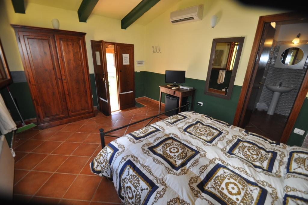 Agriturismo Il Cerrosughero Villa Scarlino Rom bilde