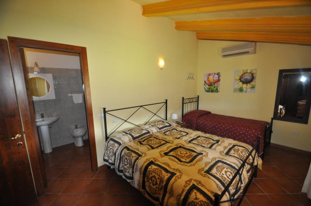 Agriturismo Il Cerrosughero Villa Scarlino Rom bilde
